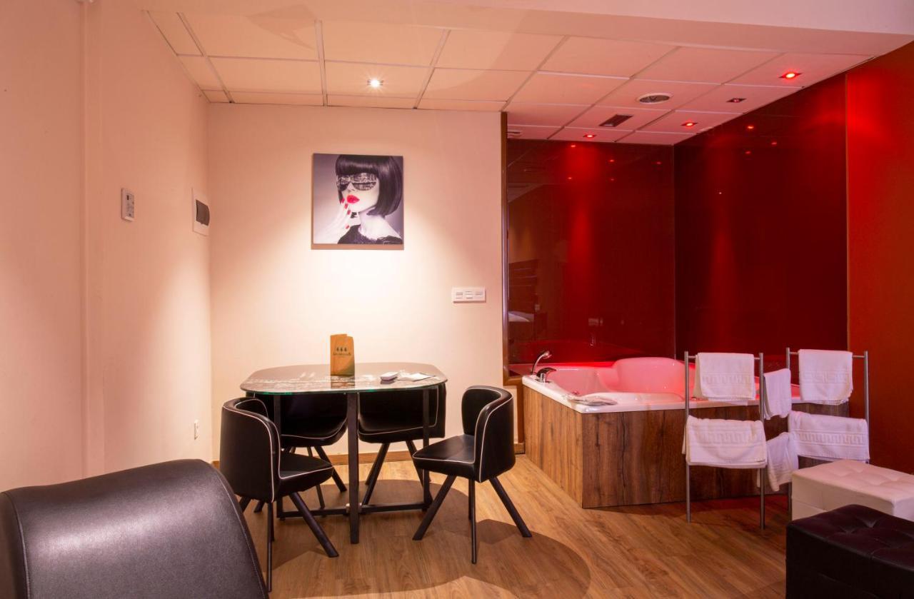 Motel Los Abedules Овьедо Экстерьер фото