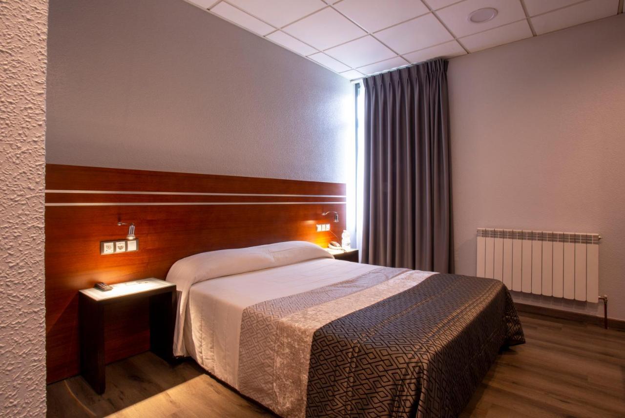 Motel Los Abedules Овьедо Экстерьер фото