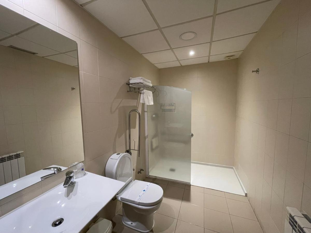 Motel Los Abedules Овьедо Экстерьер фото