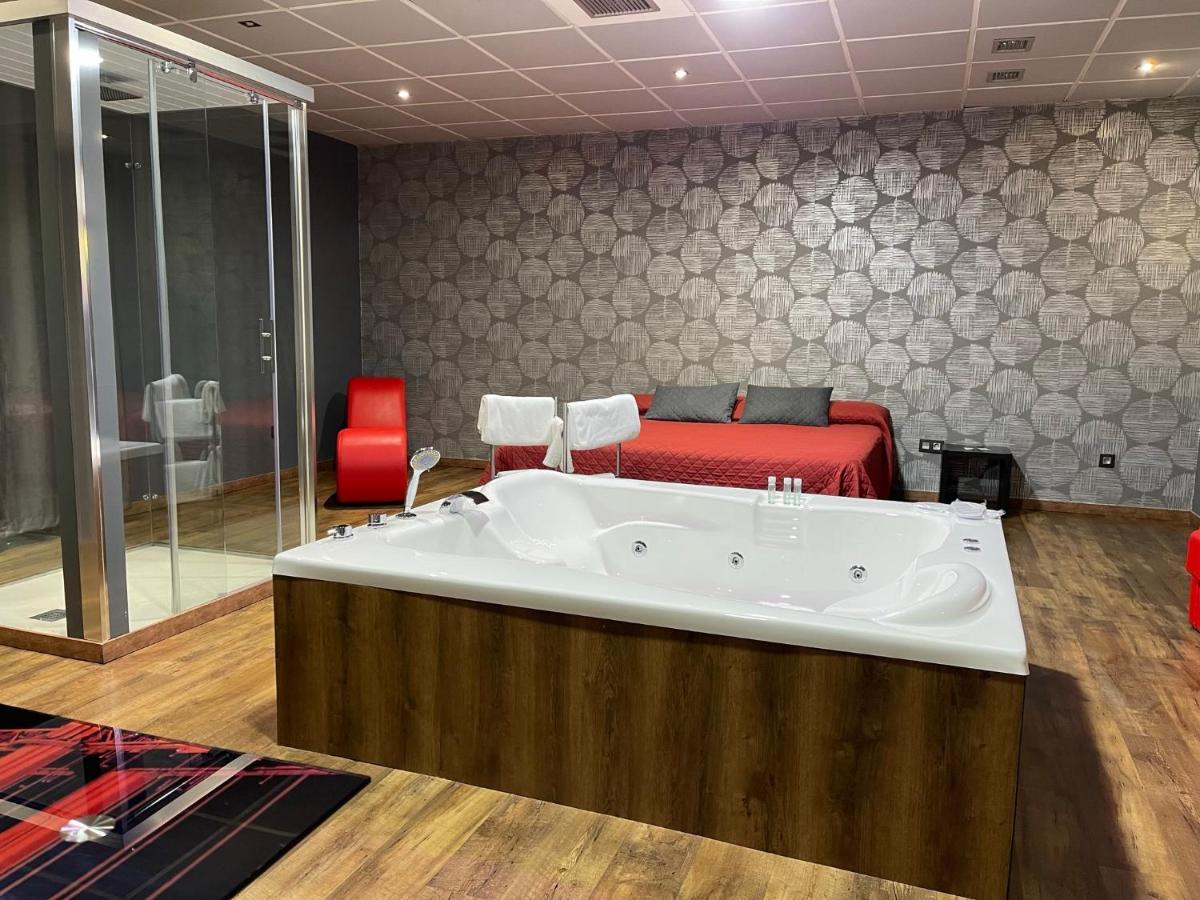 Motel Los Abedules Овьедо Экстерьер фото