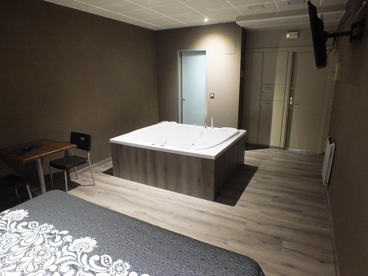 Motel Los Abedules Овьедо Экстерьер фото