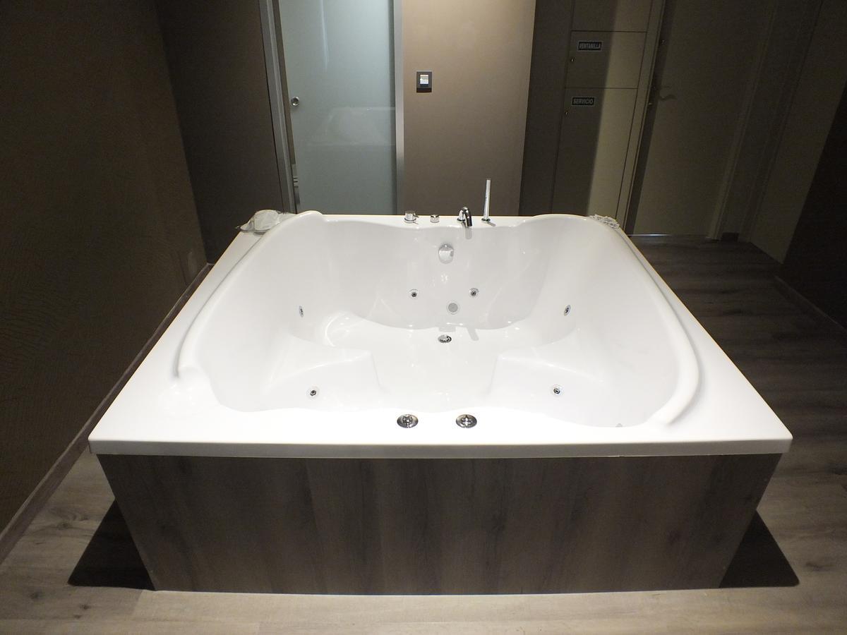 Motel Los Abedules Овьедо Экстерьер фото
